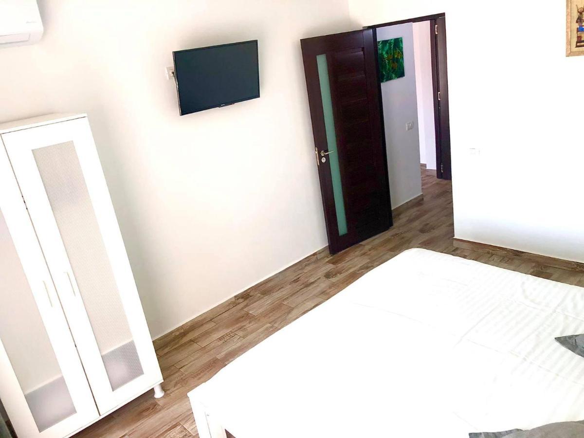 Mustaciosul Dunarii Hotel Ieşelniţa Екстериор снимка