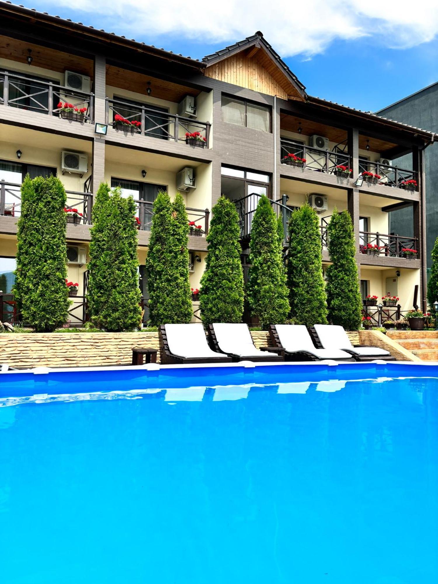 Mustaciosul Dunarii Hotel Ieşelniţa Екстериор снимка