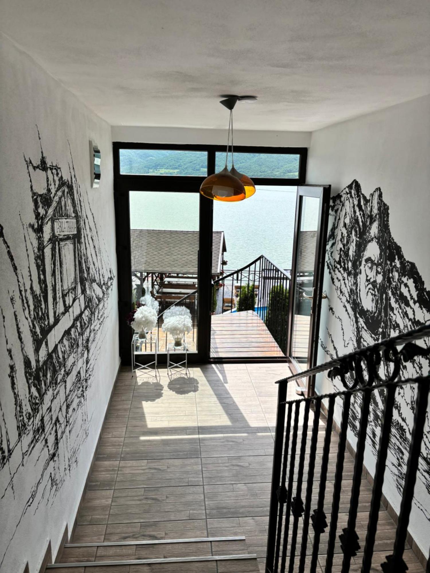 Mustaciosul Dunarii Hotel Ieşelniţa Екстериор снимка
