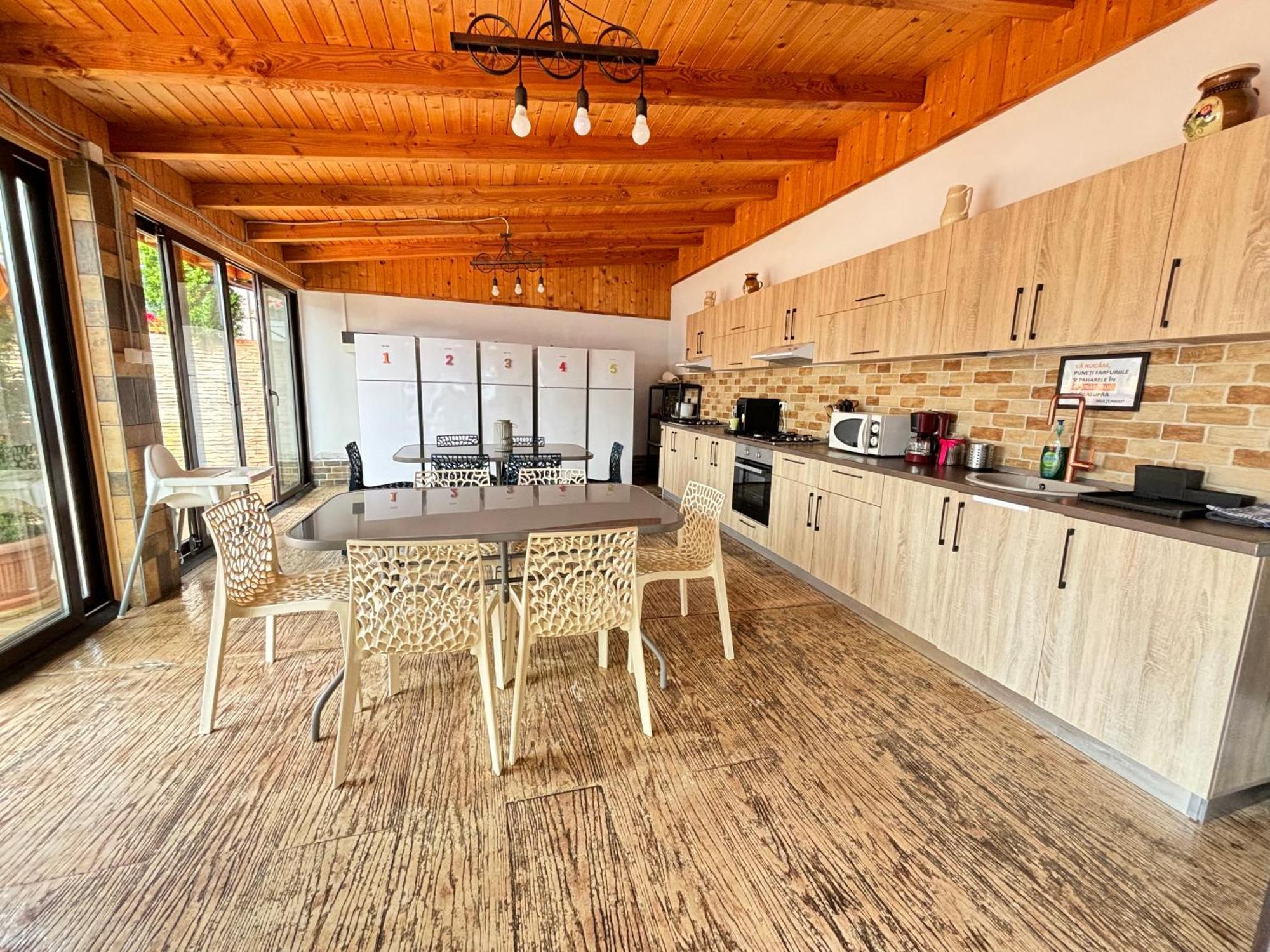 Mustaciosul Dunarii Hotel Ieşelniţa Екстериор снимка