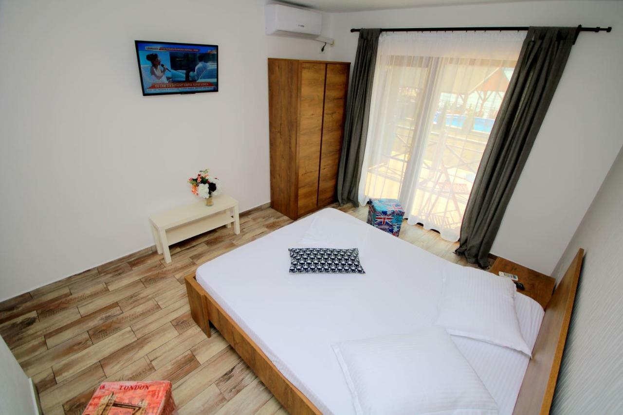 Mustaciosul Dunarii Hotel Ieşelniţa Екстериор снимка
