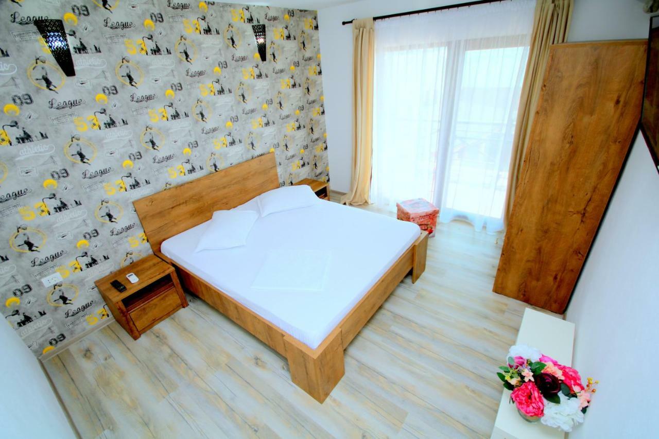 Mustaciosul Dunarii Hotel Ieşelniţa Екстериор снимка